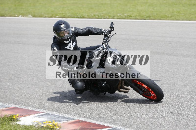 /Archiv-2024/29 12.06.2024 MOTO.CH Track Day ADR/Gruppe gelb/41